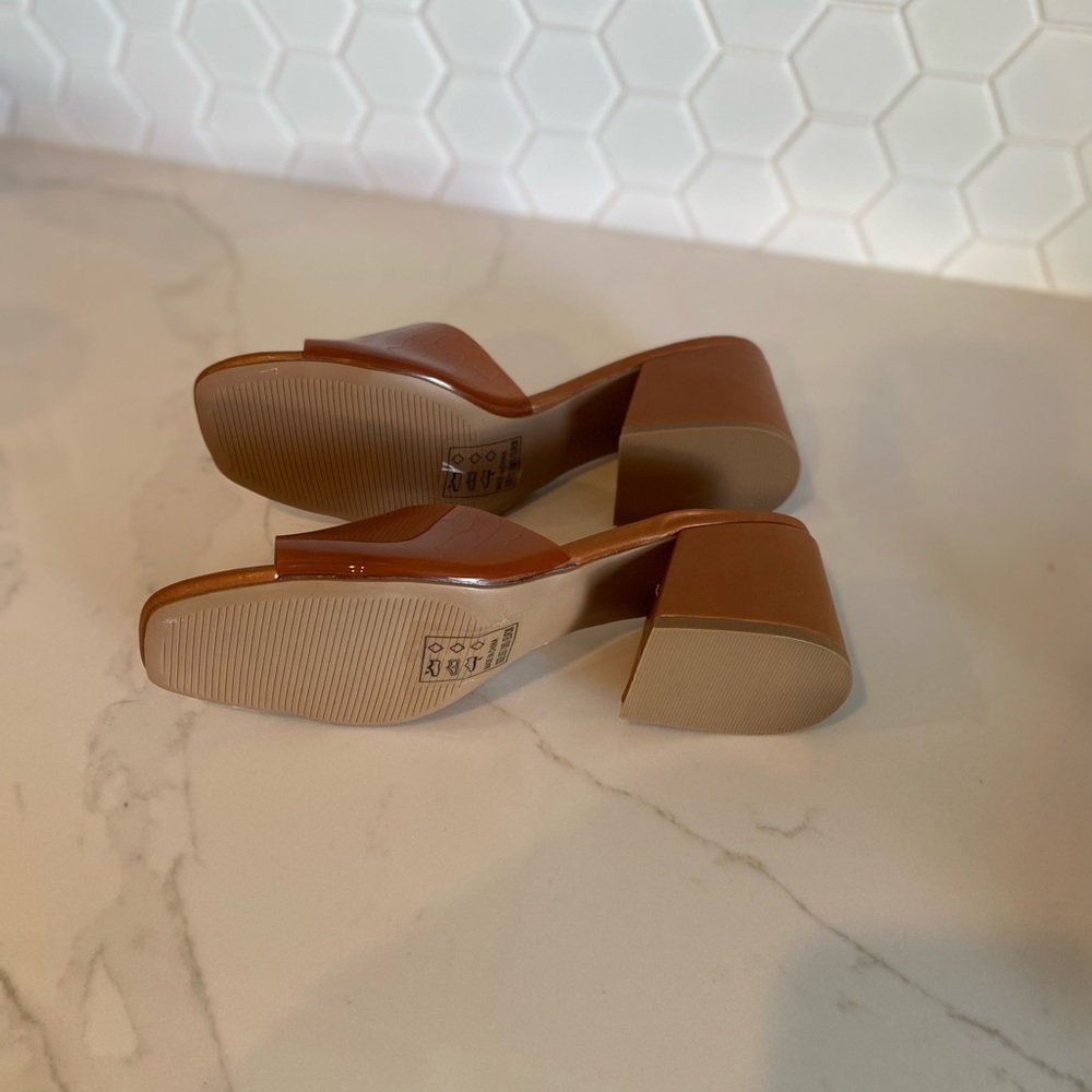 NIB Quipid Katen Transparent Open Toe Cognac Block Heel Sandal - Picture 10 of 16